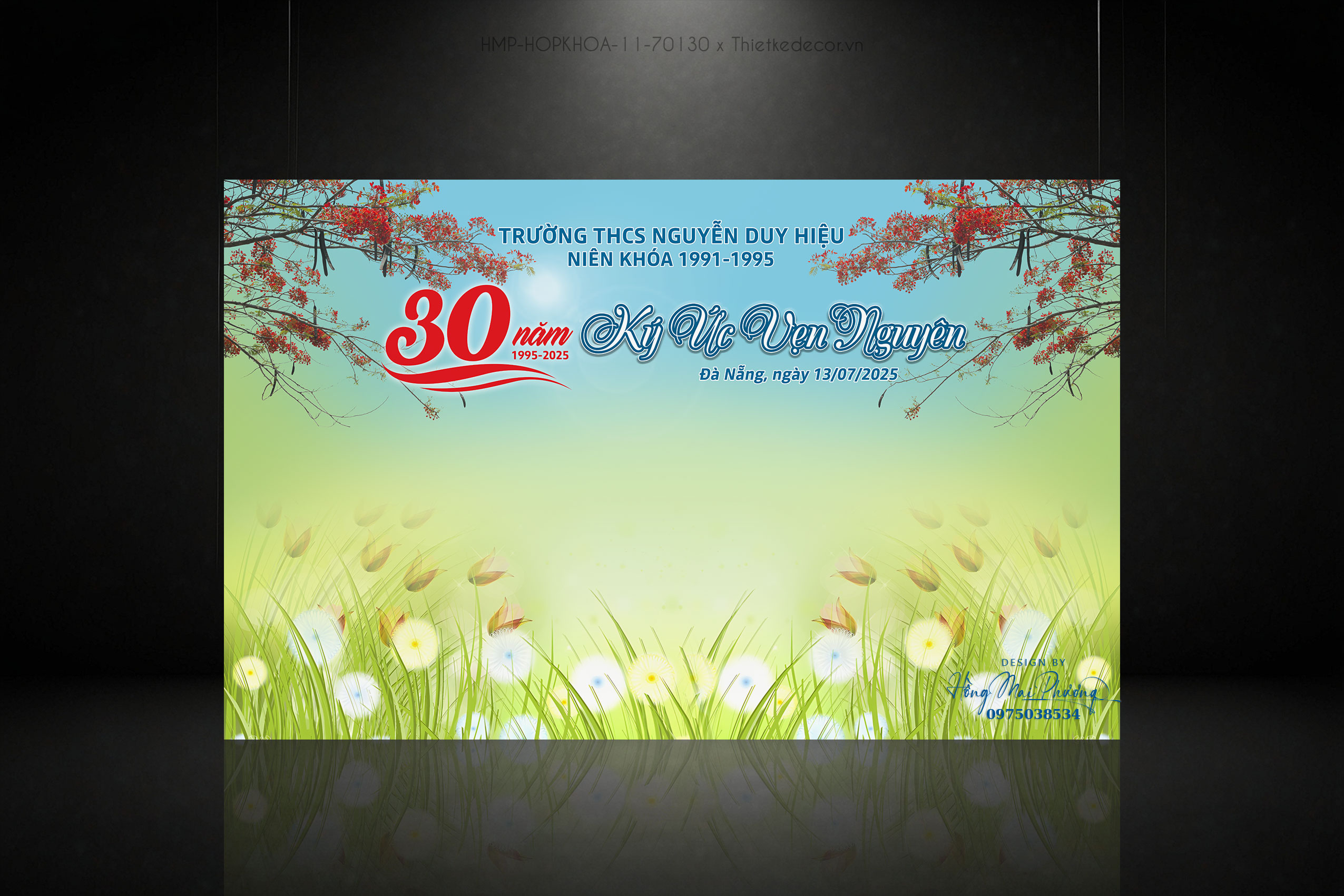 Backdrop họp lớp họp khóa cành phương đỏ dành cho các cô chú trung niên